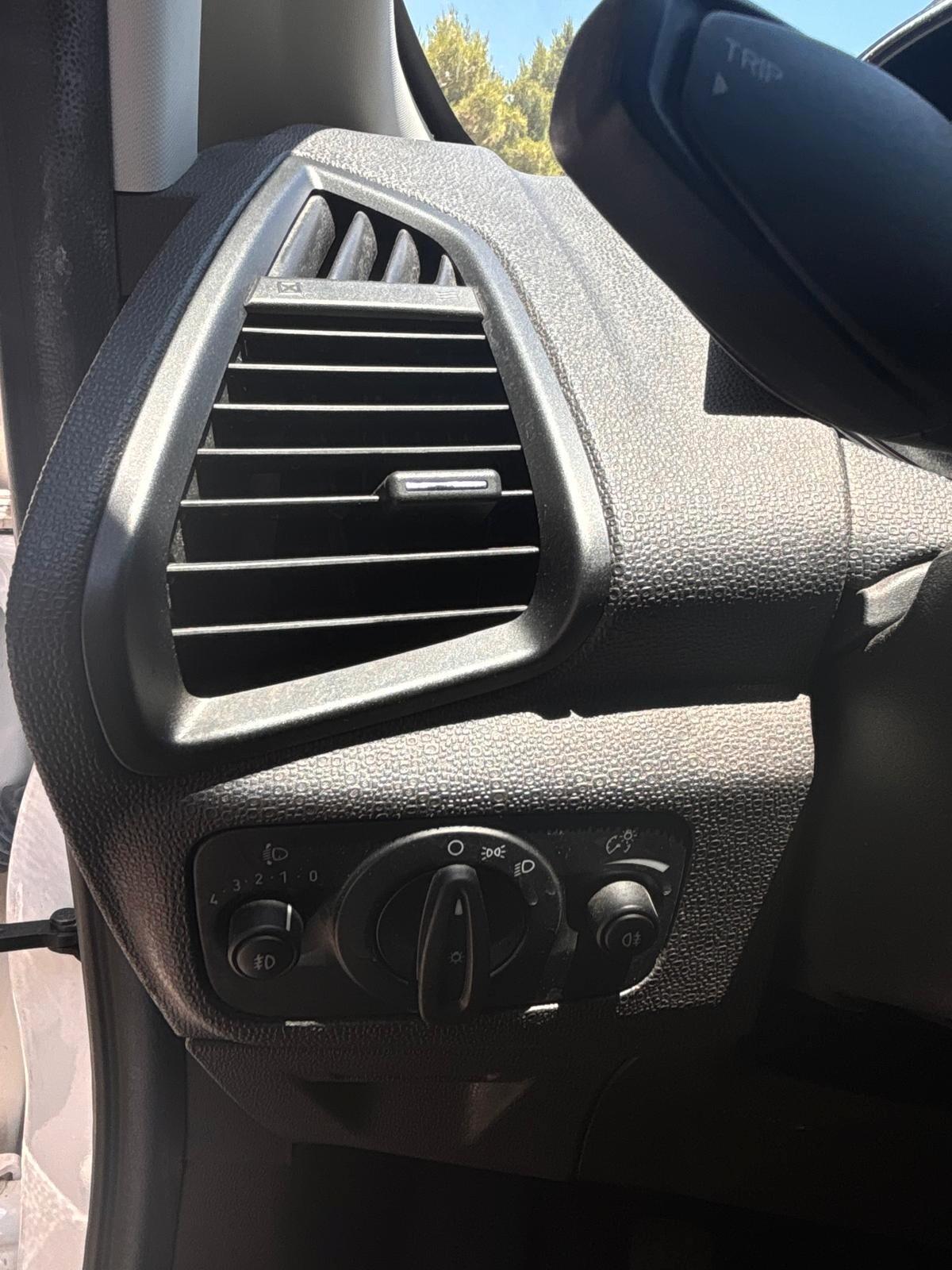 Ford EcoSport 1.5 TDCi 95 CV Titanium