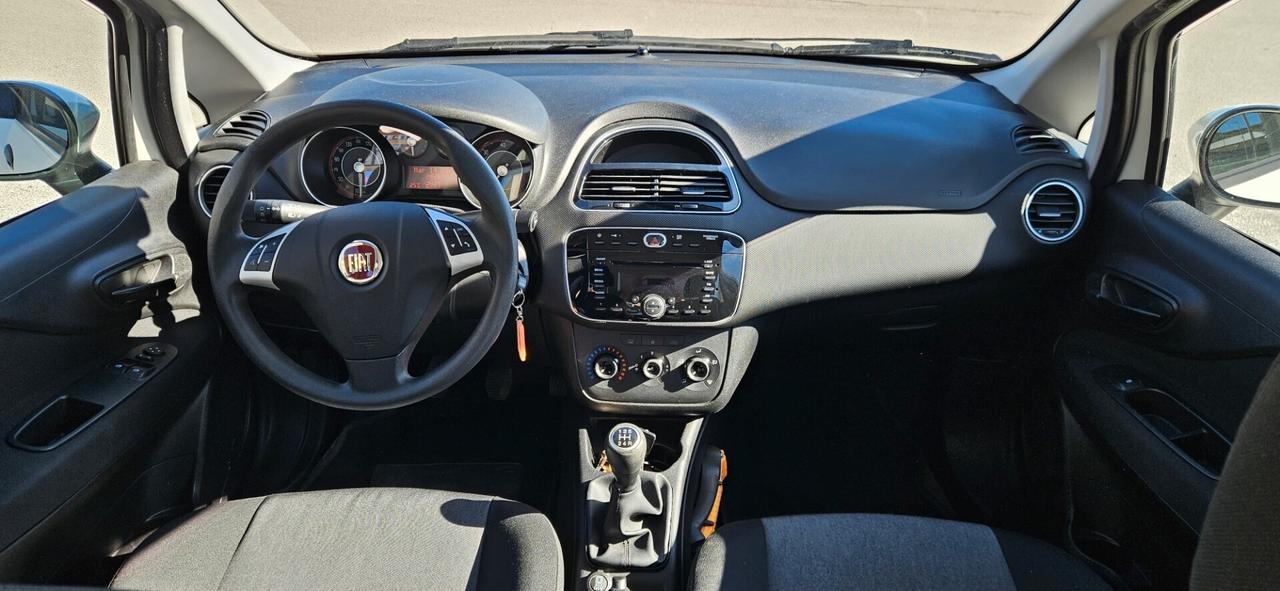 Fiat Punto 1.3 MJT II 75 CV Street