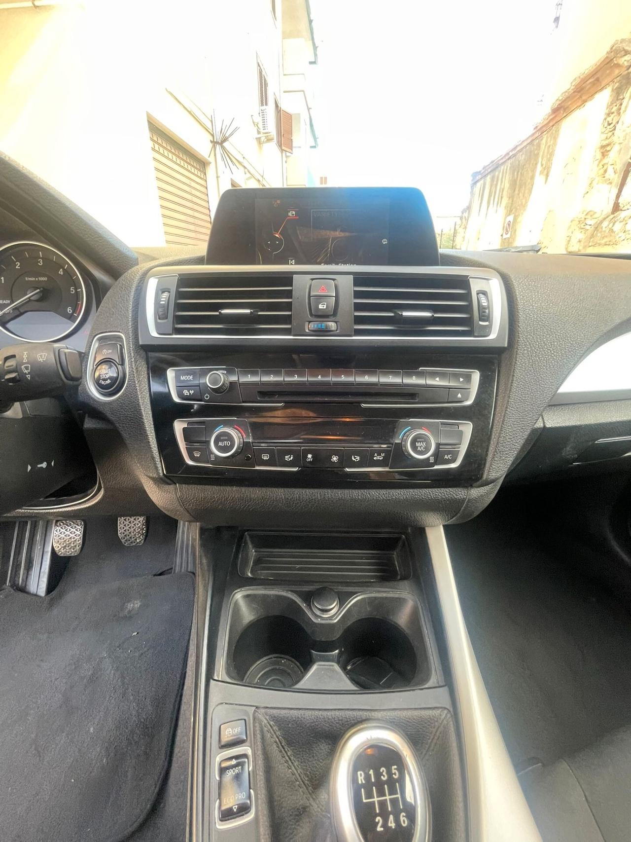 Bmw 116 116d 5p. Efficient Dynamics Urban