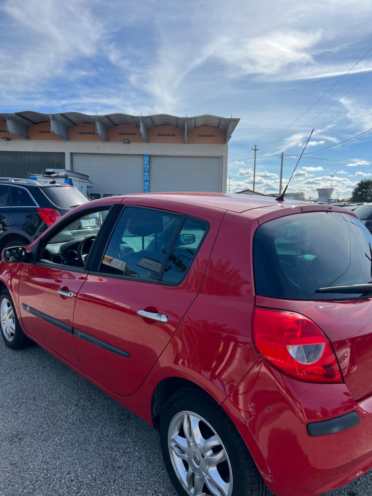 Renault Clio Storia 1.2 5 porte OK NEOPATENTATI