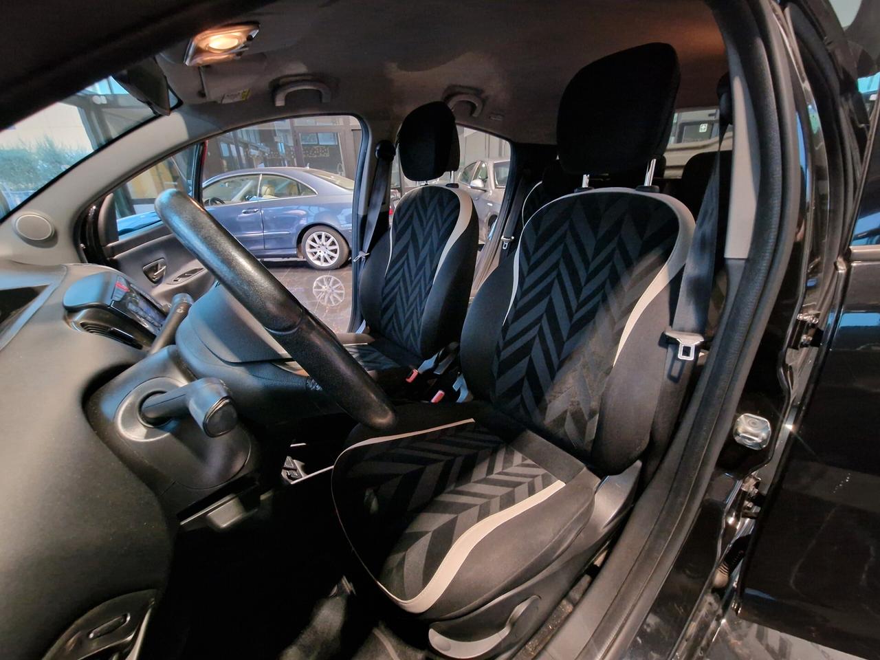 Lancia Ypsilon 1.3 MJT 16V 95 CV 5 porte S&S Platinum