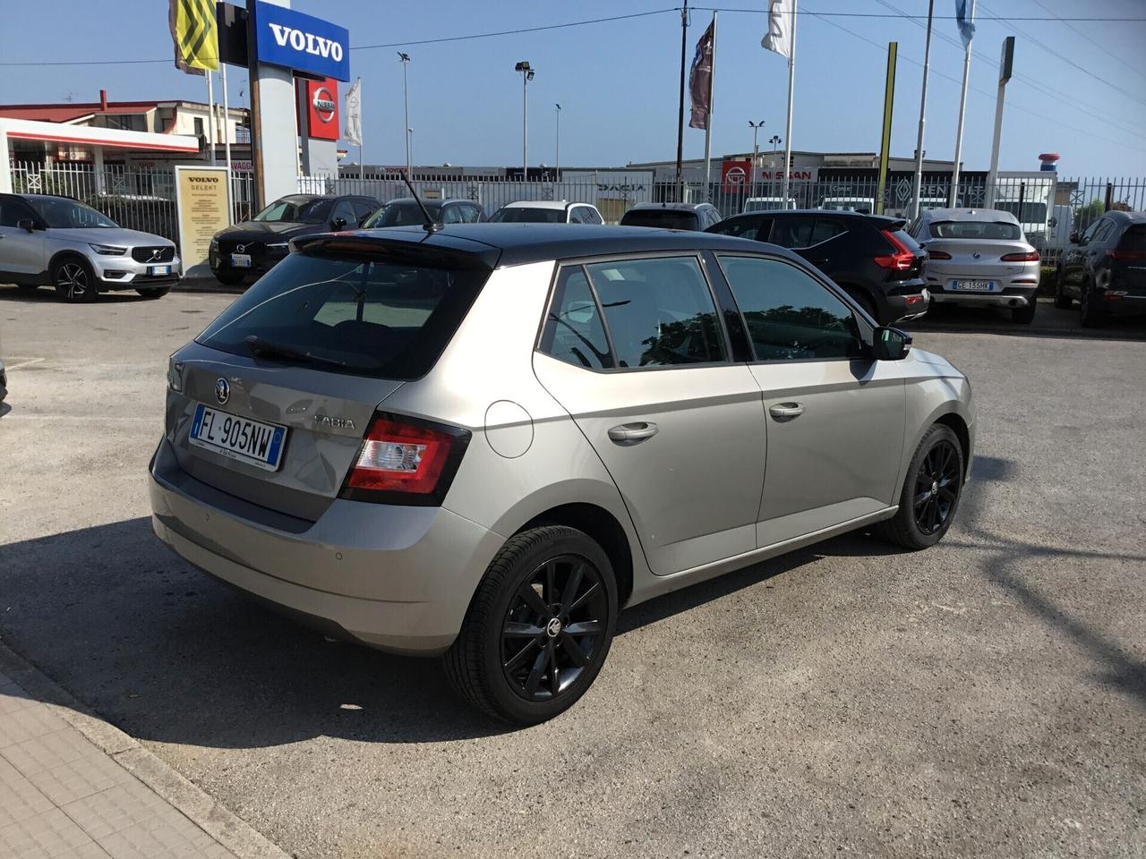 Skoda Fabia 1.0 MPI 60 CV Twin Color Design Edition Argento