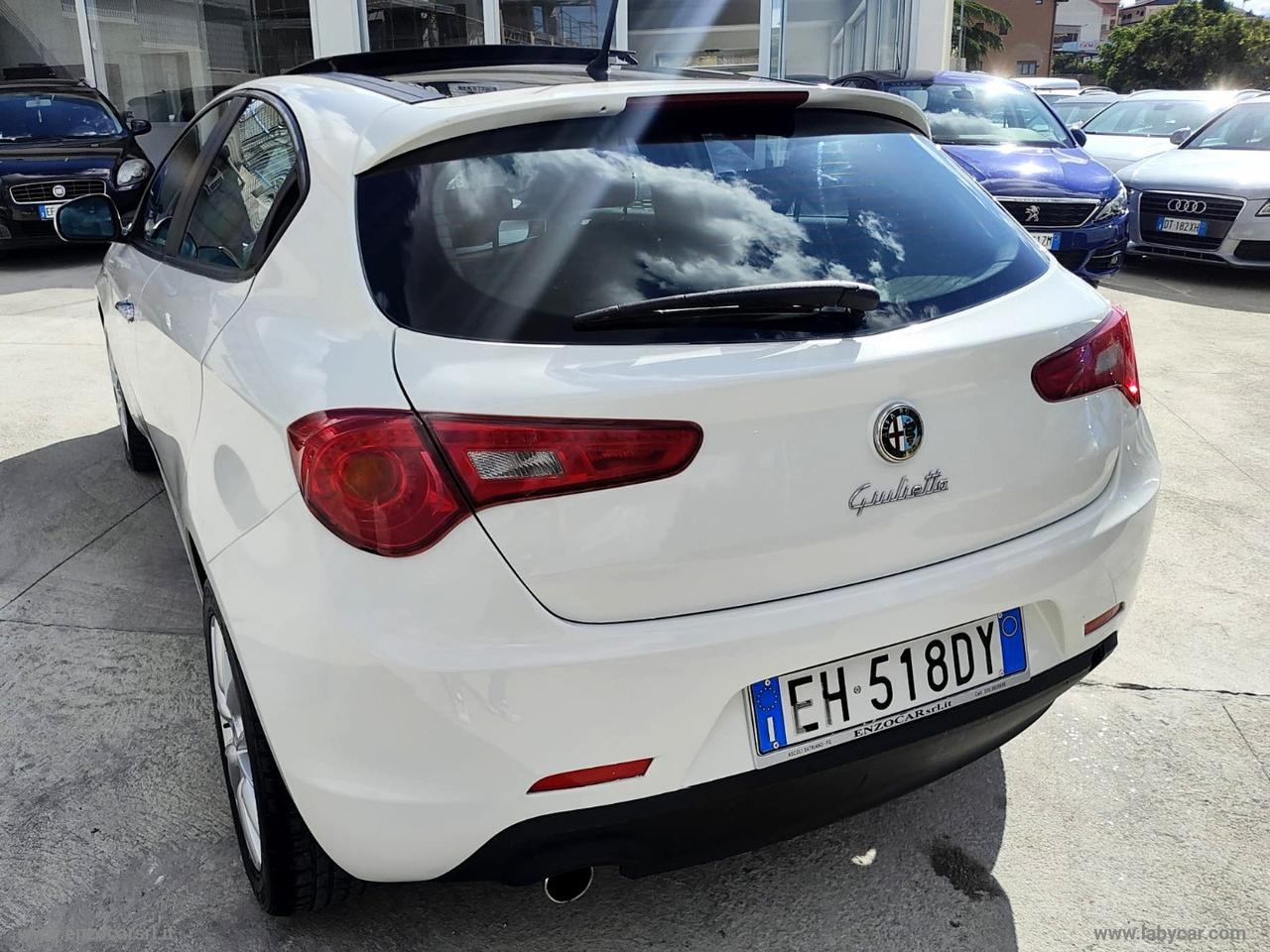 ALFA ROMEO Giulietta 1.6 JTDm-2 105 CV Distinctive TETTO APRIBILE