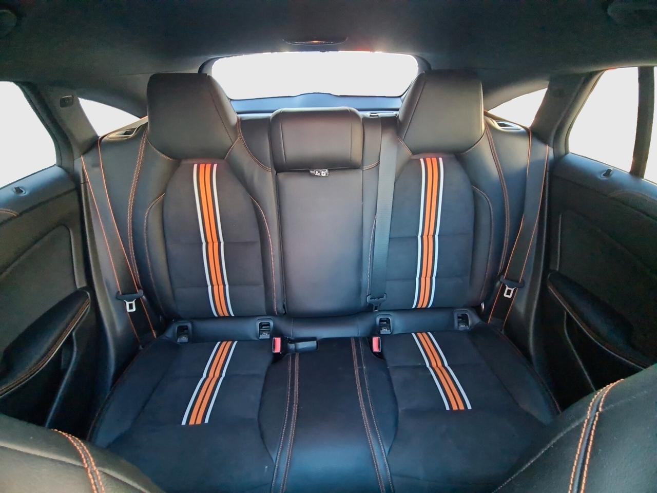 Mercedes-benz CLA 220d 4MATIC Shooting Brake OrangeArt Edition