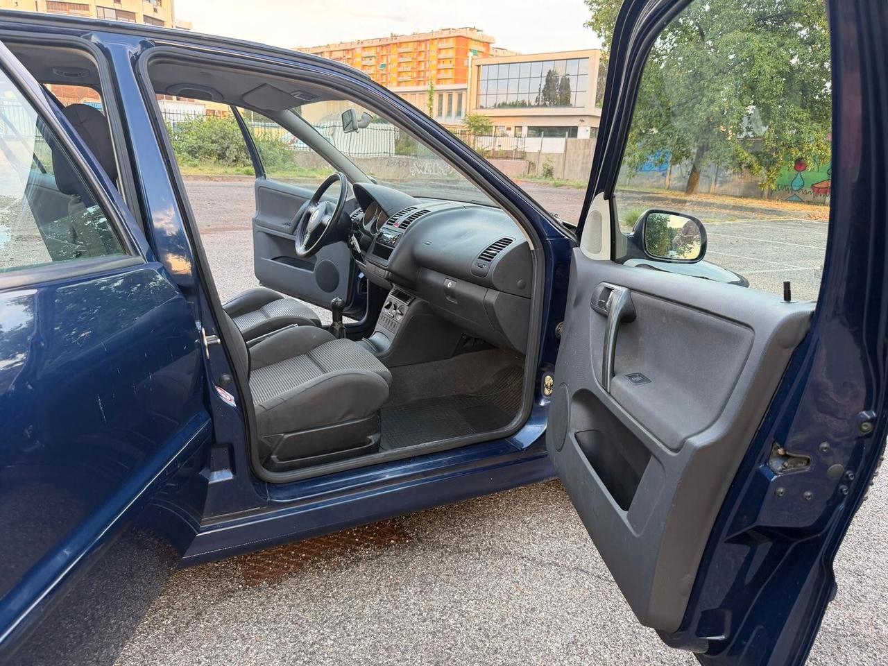 Volkswagen Polo 1.4 16V cat 5p. Highline