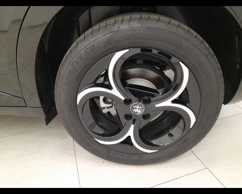 Alfa Romeo Junior Ibrida My25 Ibrida Q4 1.2 145cv Hybrid Edct6