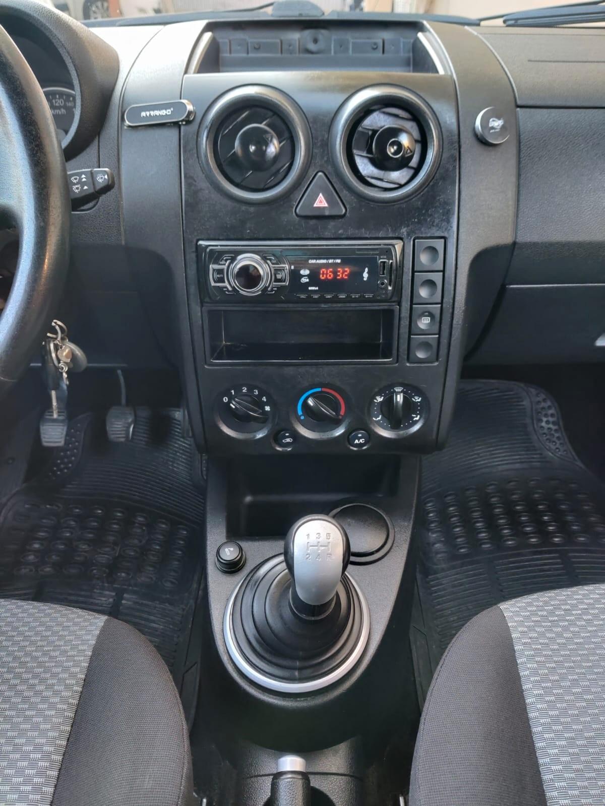 Ford Fusion 1.4 TDCi