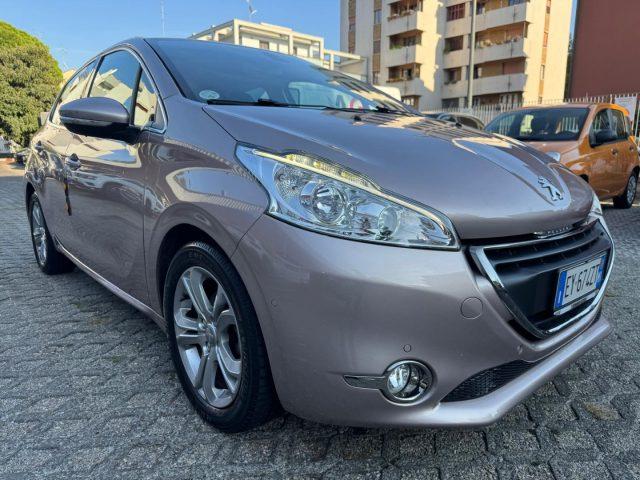 PEUGEOT 208 1° serie PureTech 82 5 porte Allure