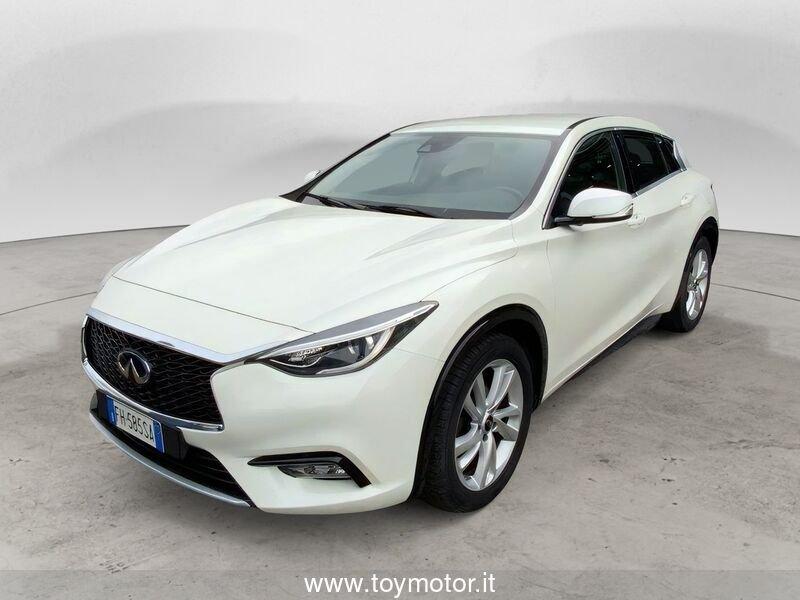 Infiniti Q30 1.5 diesel Premium