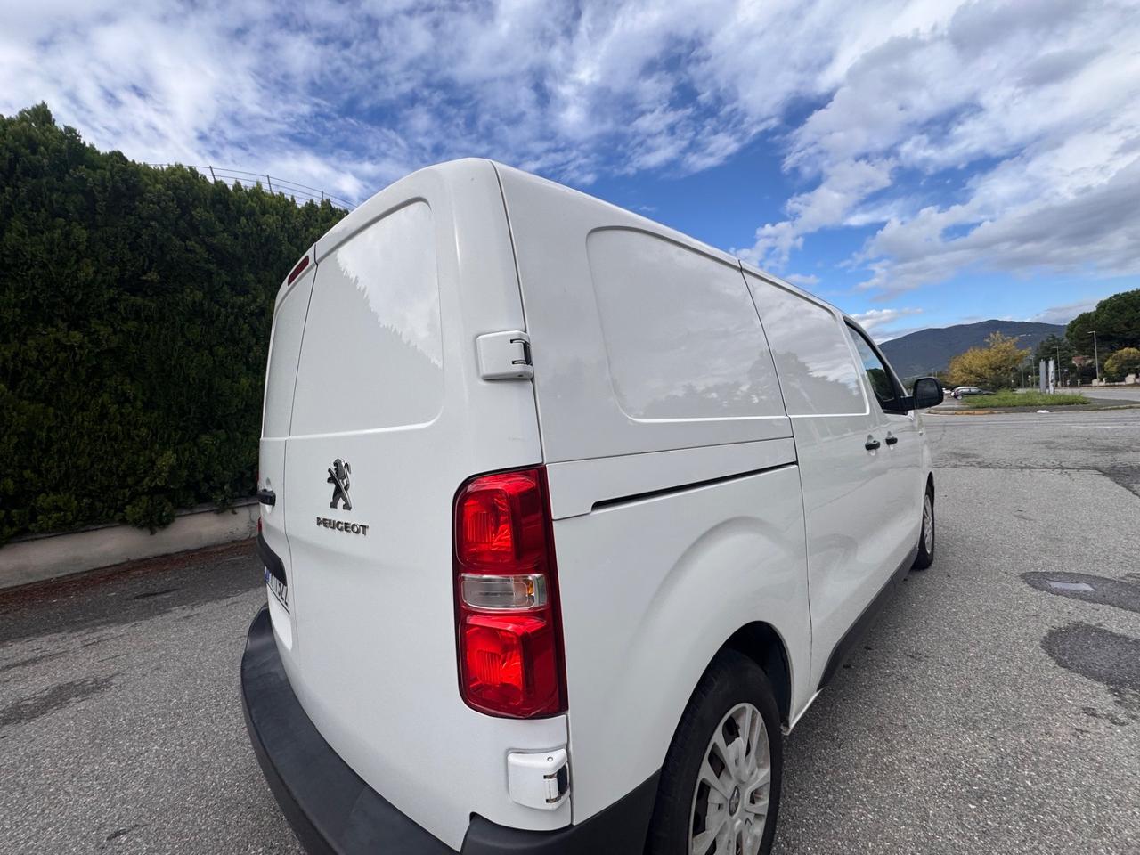 Peugeot Expert BlueHDi 100 PC-TN Combi Compact