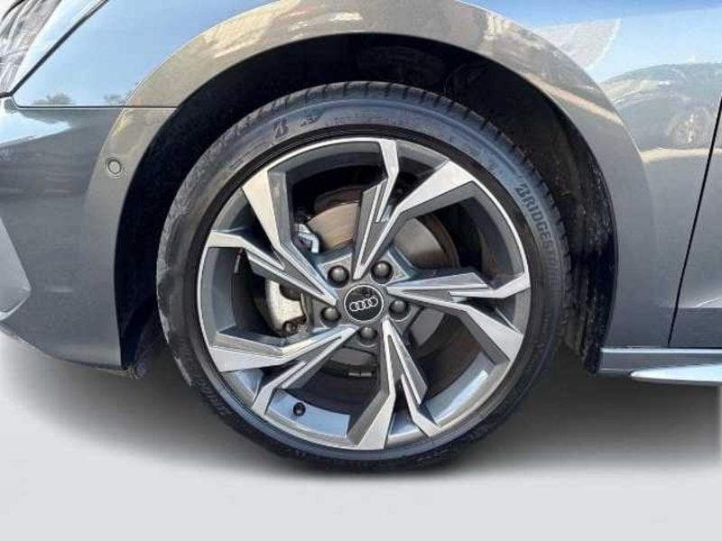 Audi A3 Sedan 30 1.0 tfsi S line edition