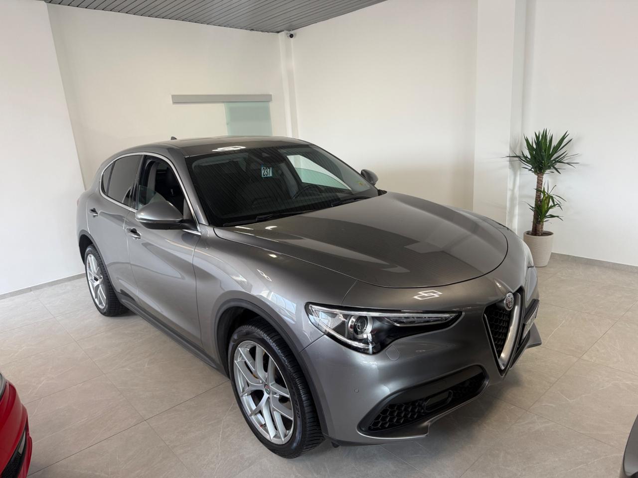 Alfa Romeo Stelvio 2.0 Turbo 280 CV AT8 Q4 Executive