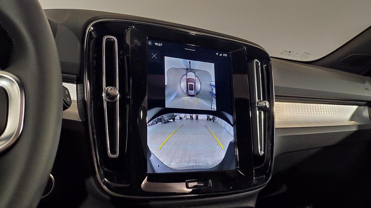 VOLVO Xc40 B3 Mild Hybrid Automatico Plus Dark