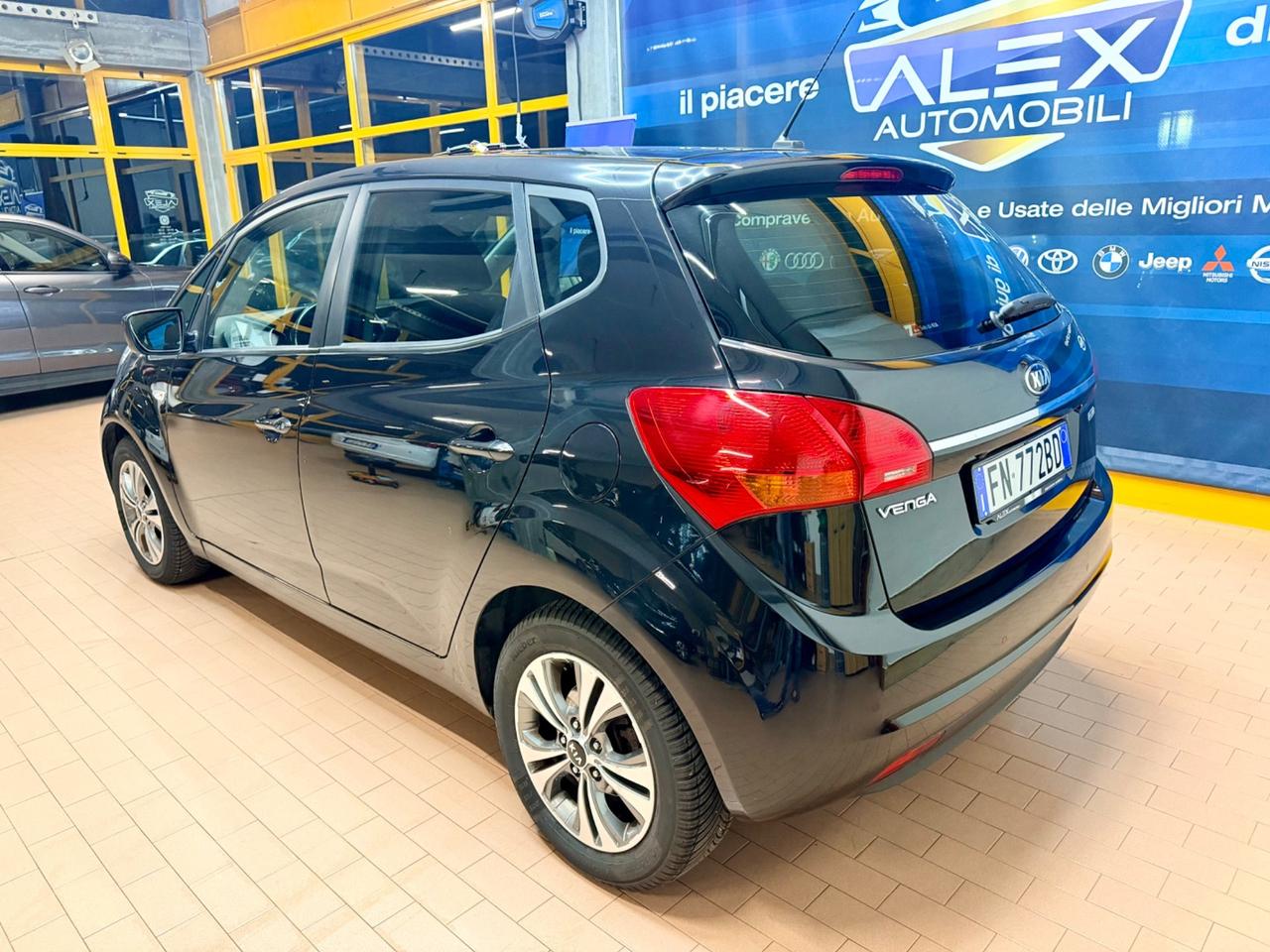 Kia Venga 1.4 benz / GPL 90cv Neopat E6