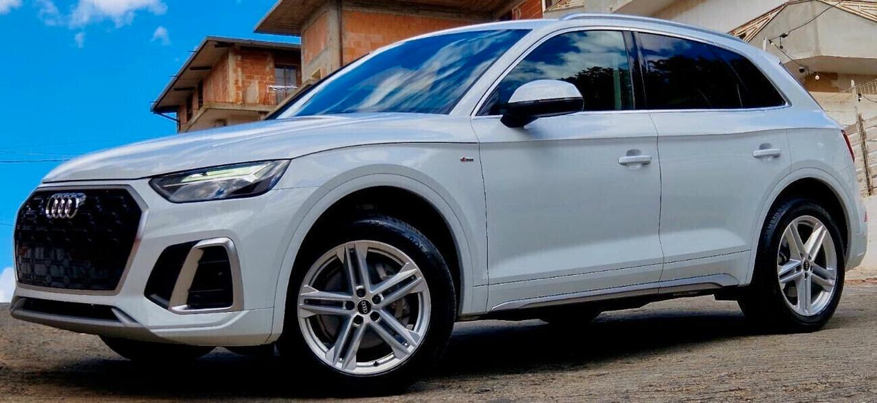 Audi Q5 40 Tdi Quattro 2.0 204Cv S-Tronic Sline