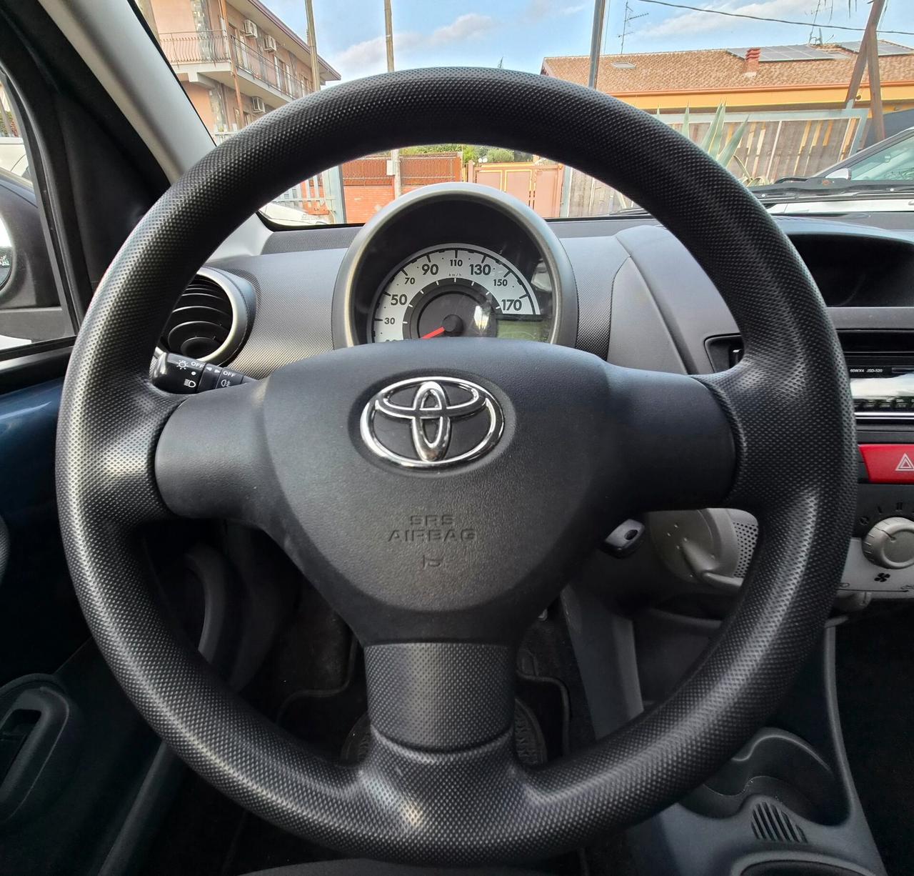 Toyota Aygo 1.0 12V VVT-i 5 porte Sol