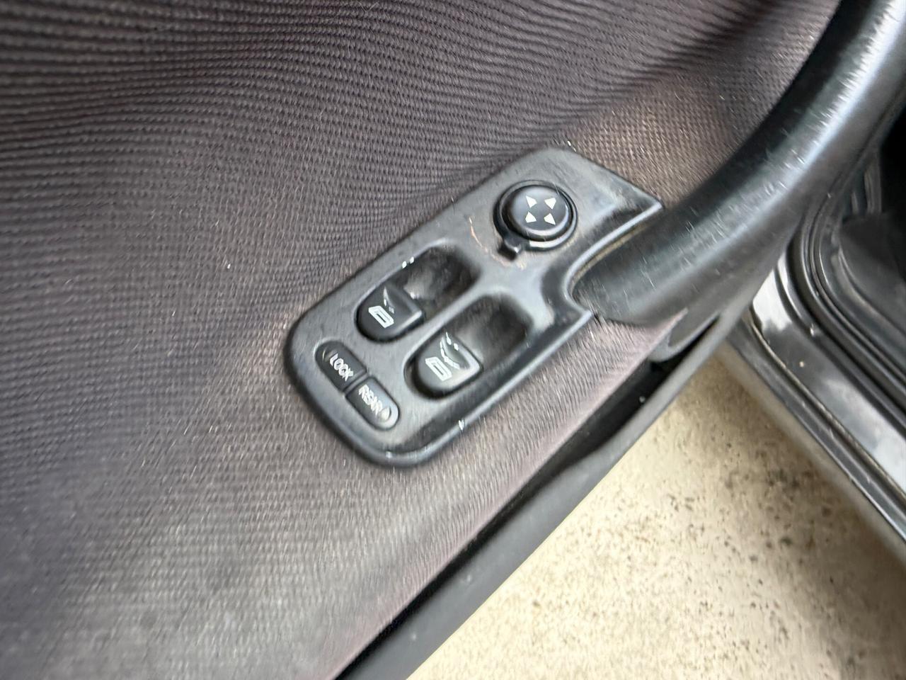 ALFA 147 TWIN-SPARK 1.6 BENZINA NEOPATENTATI