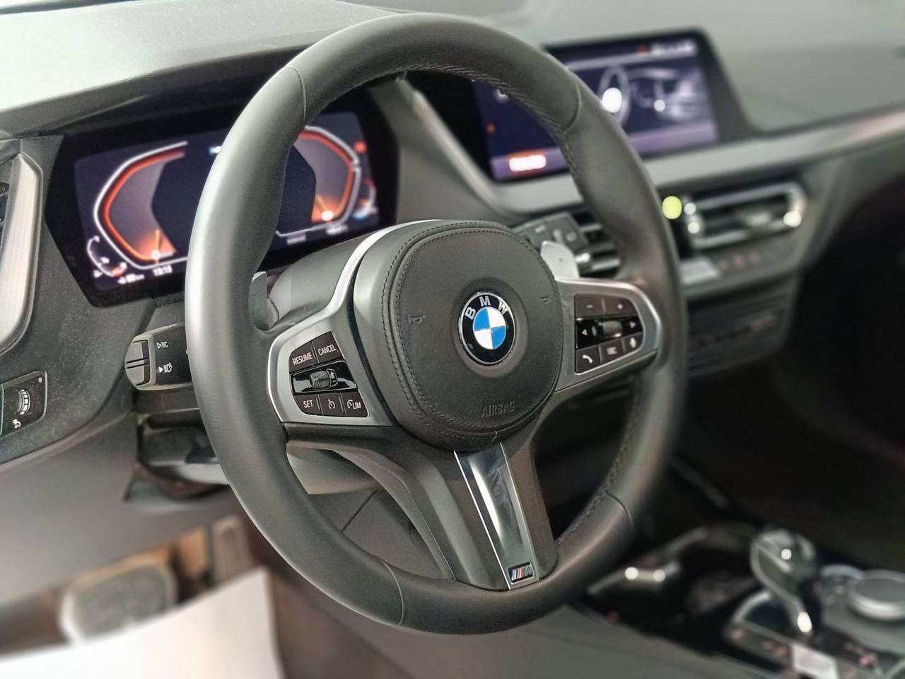 BMW Serie 1 F40 - M 135i xdrive auto