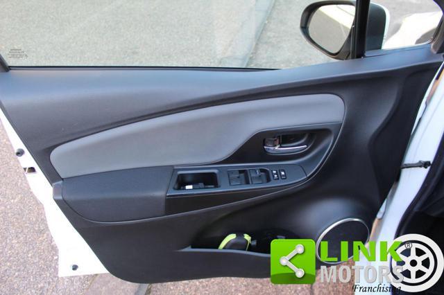 TOYOTA Yaris 1.5 Hybrid 5 porte Active cambio automatico