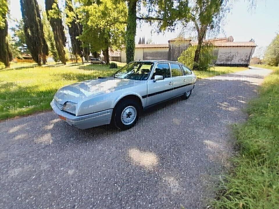 Citroen CX 2500 GTI ASI restaurata