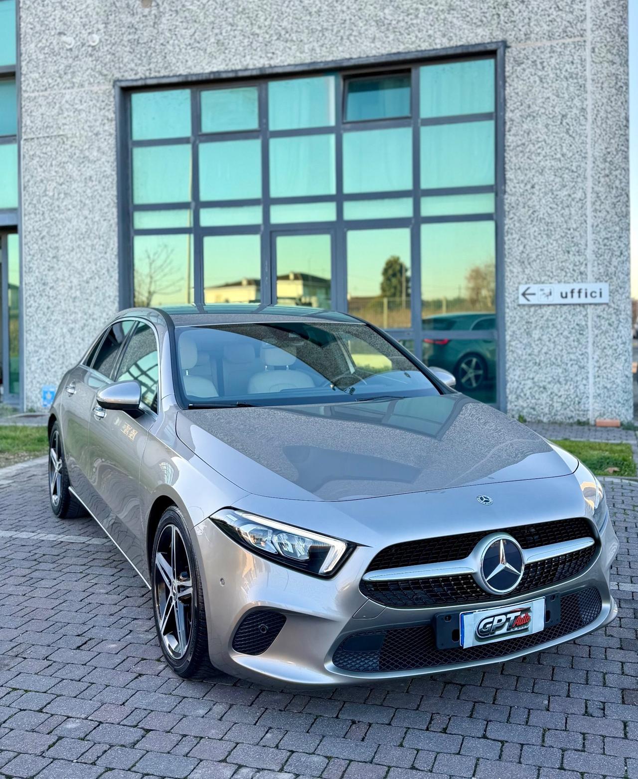 Mercedes-benz A 200 d Automatic Premium