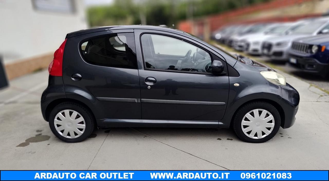 Peugeot 107 1.0 Plaisir solo 7.900 km