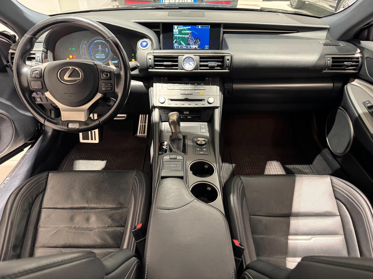 Lexus RC 300h Hybrid F Sport