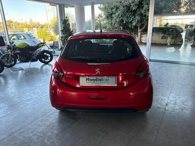 PEUGEOT 208 1° serie PureTech 82 5 porte Allure