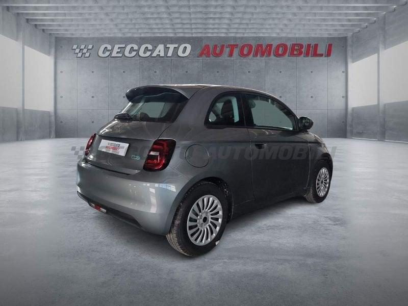 FIAT 500 Nuova 500 Hatchback My23 La Nuova 500 - 320 Berlina