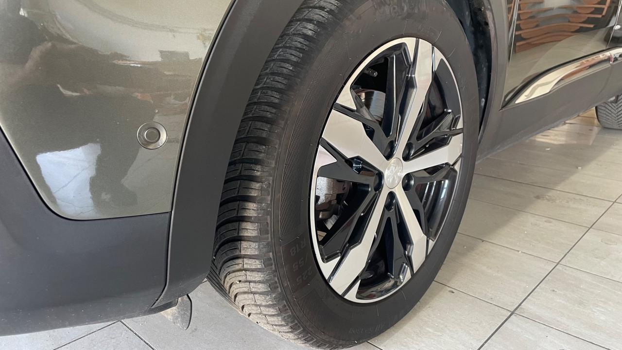 Peugeot 3008 BlueHDi 130 S&S Allure