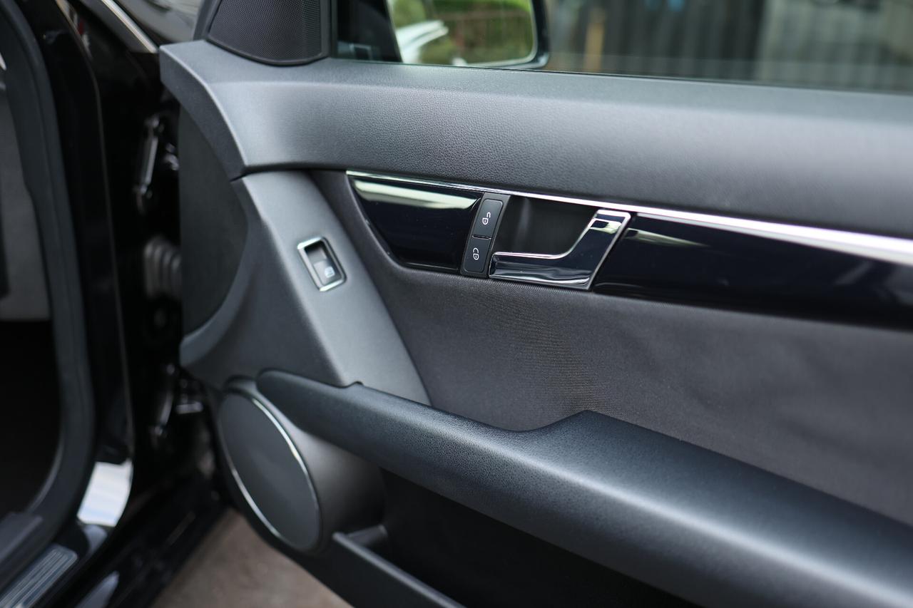 Mercedes-benz C 200 CDI BlueEFFICIENCY Executive