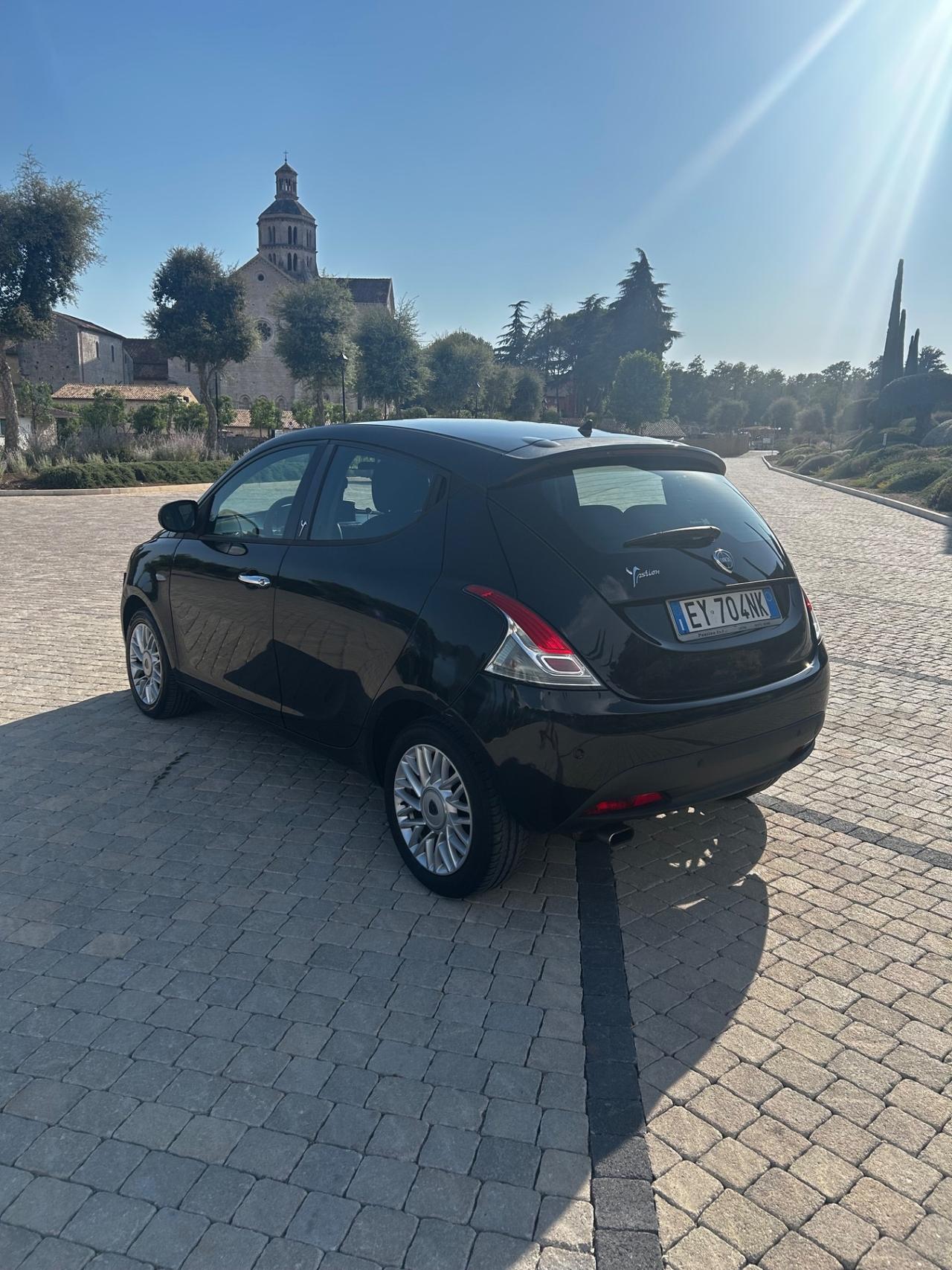 Lancia Ypsilon 1.3 MJT 16V 95 CV 5 porte S&S Elle