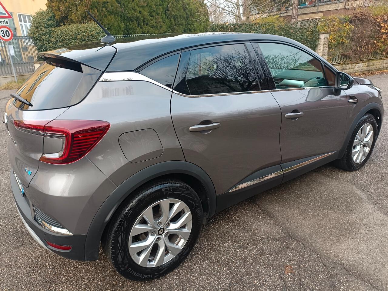 Renault Captur Hybrid E-Te 145 CV Intens