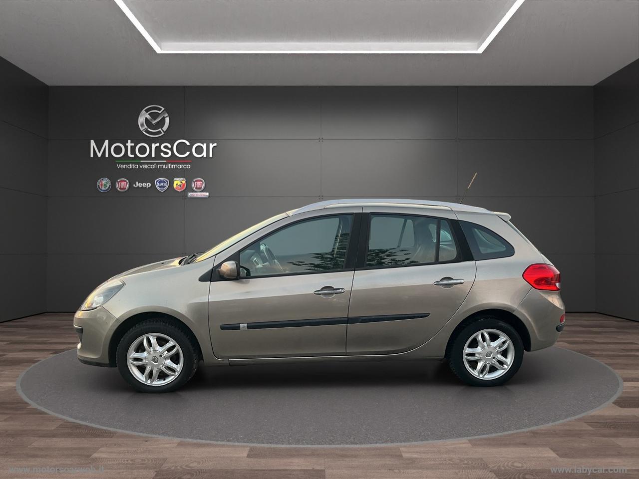 RENAULT Clio 1.2 TCE 100 CV SporTour Dynamique