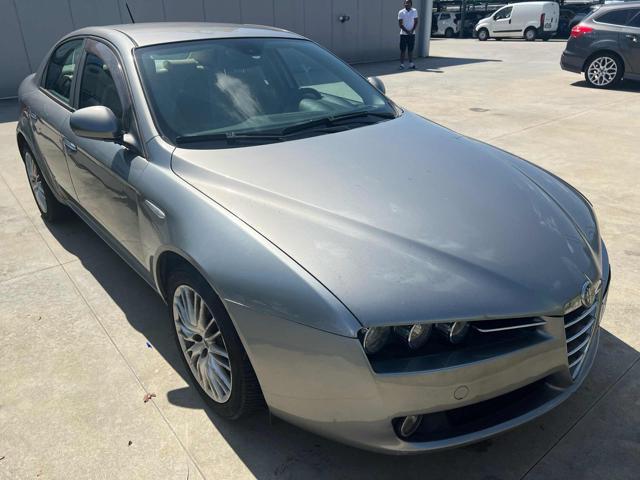 ALFA ROMEO 159 144,272km 1.9 JTDm 150CV Distinctive Q-Tronic