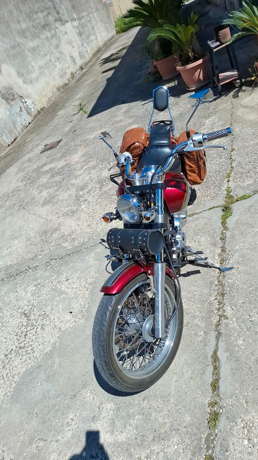 Yamaha XVS 650CC benzina(PRIVATO)-2000