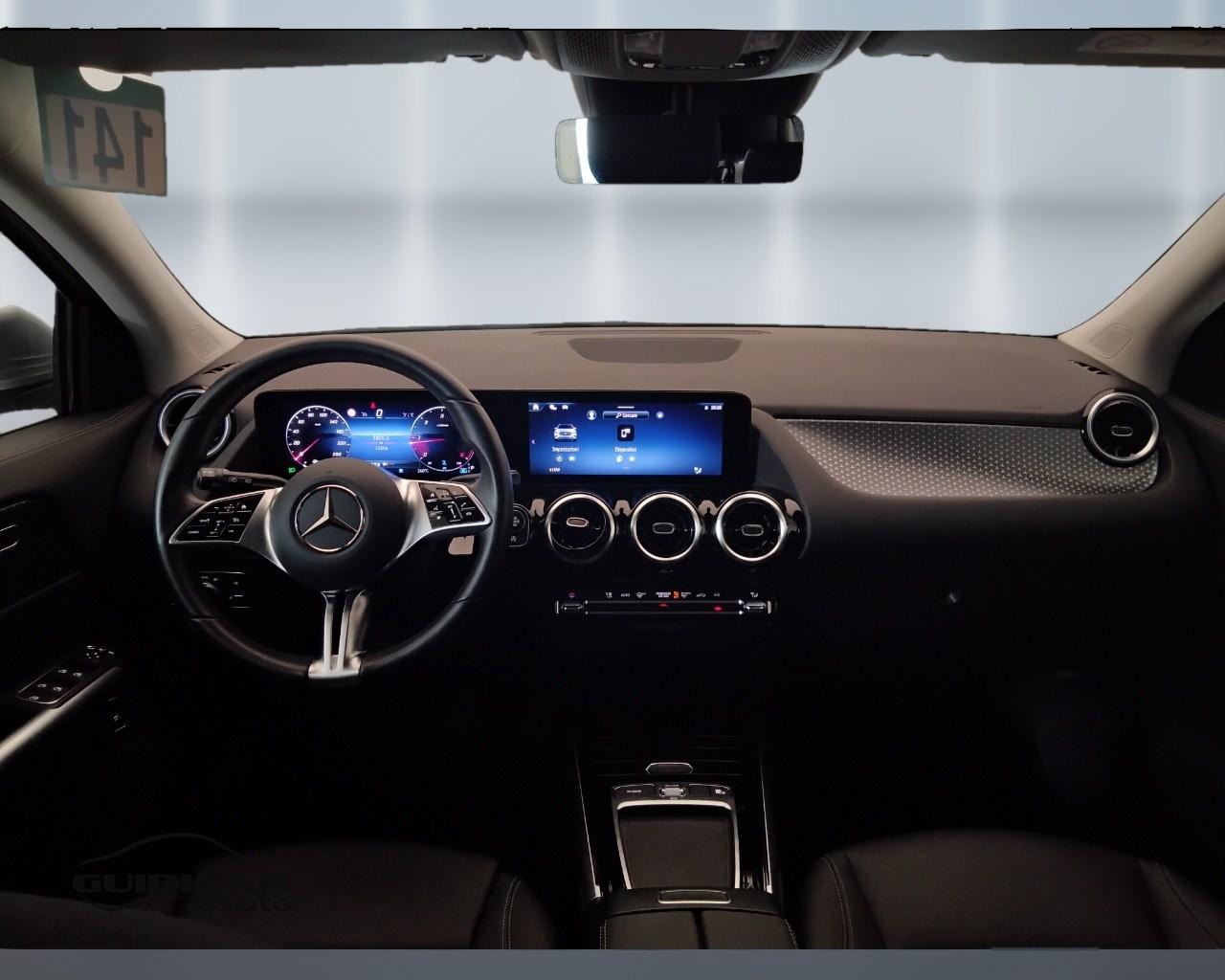 Mercedes-Benz GLA-H247 2023 - GLA 180 d Progressive Advanced auto
