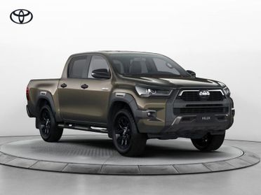 Toyota Hilux 2.8 D-4D A/T 4WD 48V 4 porte Double Cab Invincible