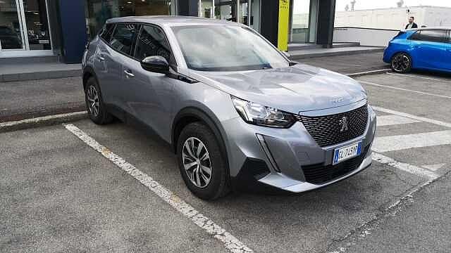 Peugeot 2008 motore elettrico 136 CV Active