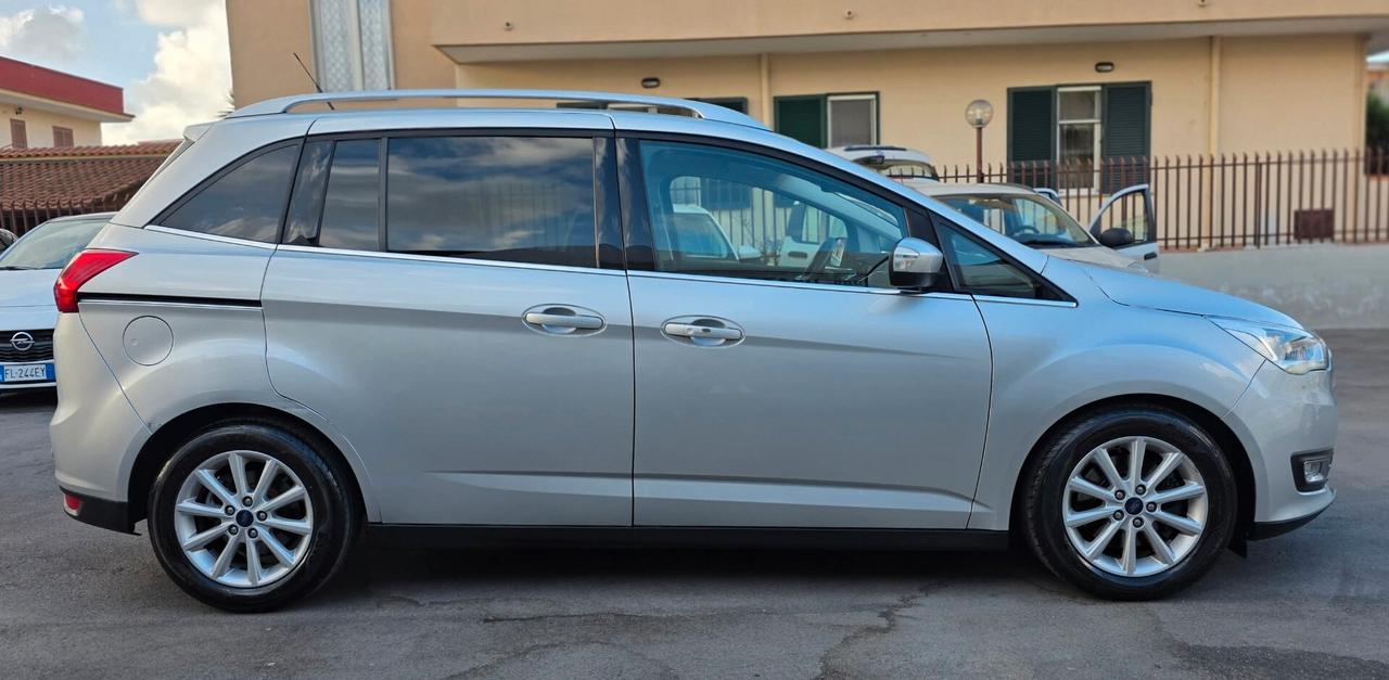 Ford C-Max C-Max7 1.5 TDCi 120CV 7 Posti Titanium