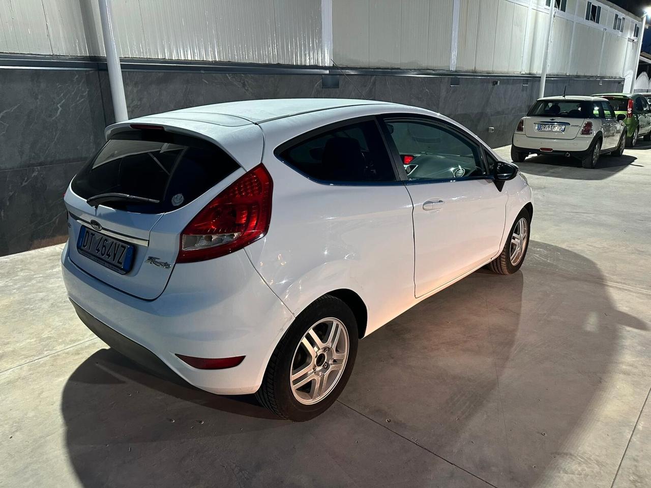 Ford Fiesta 1.4 TDCi 68CV 3 porte Titanium