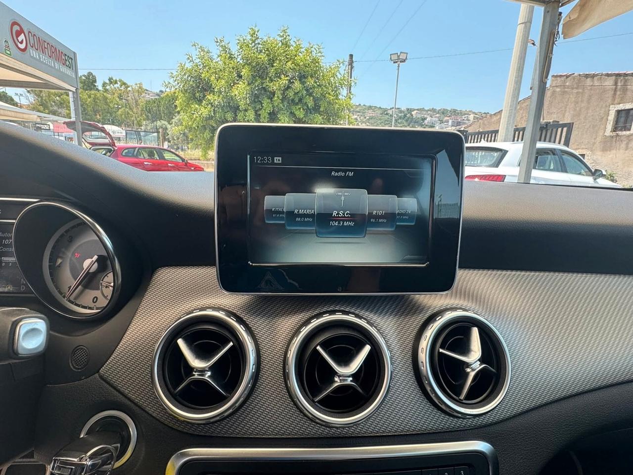 MERCEDES GLA 200 CDI 136CV UNICO PROPRIETARIO