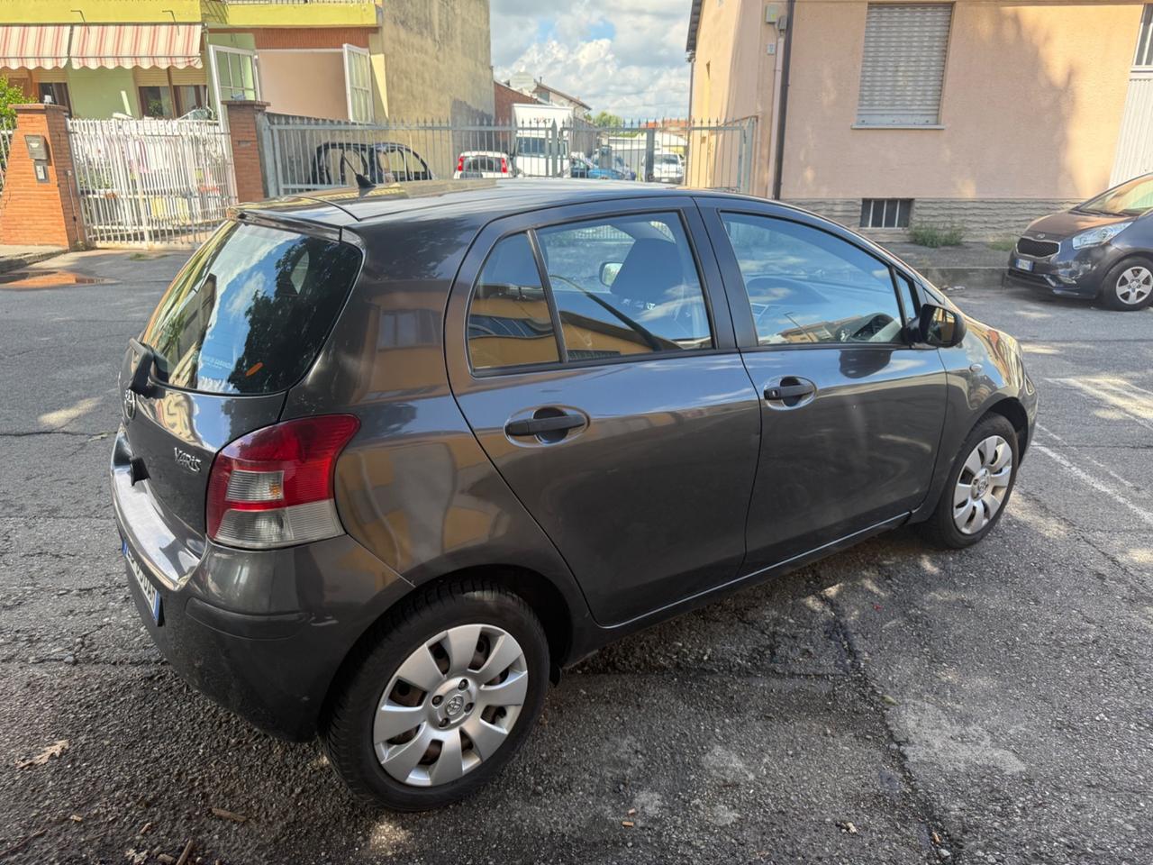 Toyota Yaris 1.0 5 porte Now GPL