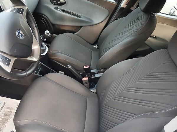 LANCIA YPSILON 1.0 FireFly S&S 69 CV HYBRID GOLD