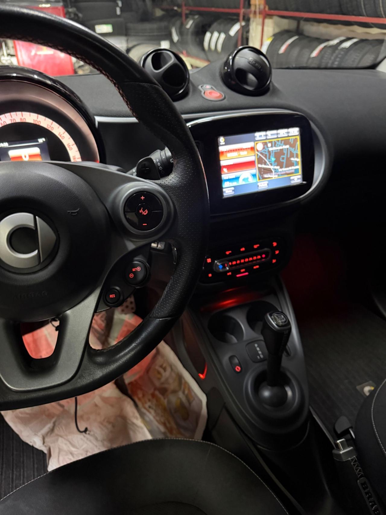 Smart ForTwo 90 0.9 Turbo URBAN RUNNER