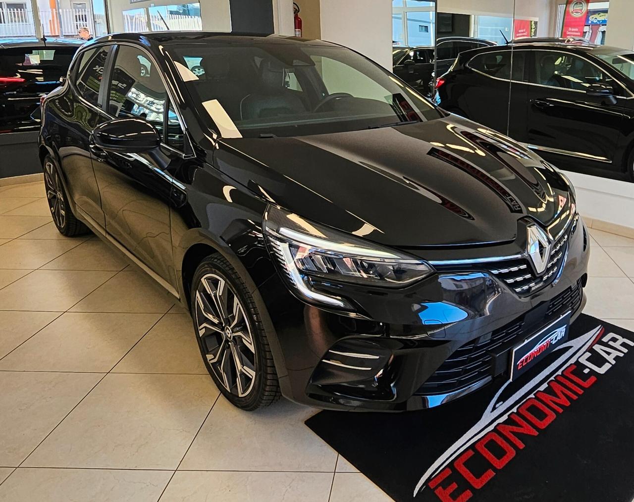 Renault Clio Full Hybrid E-Tech 140 CV 5 porte Intens