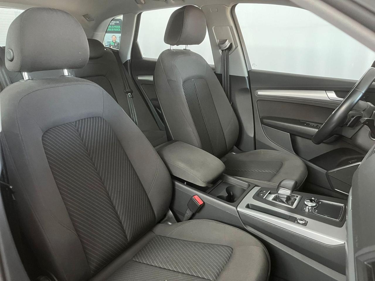 Audi Q5 35 TDI quattro S tronic Business - 699