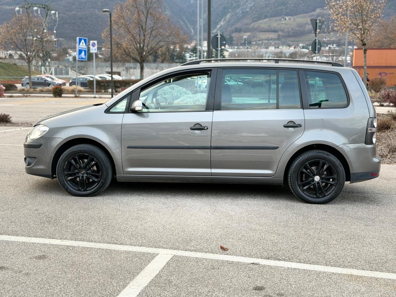 Volkswagen Touran 1.9 TDI 105CV OK NEOPATENTATI