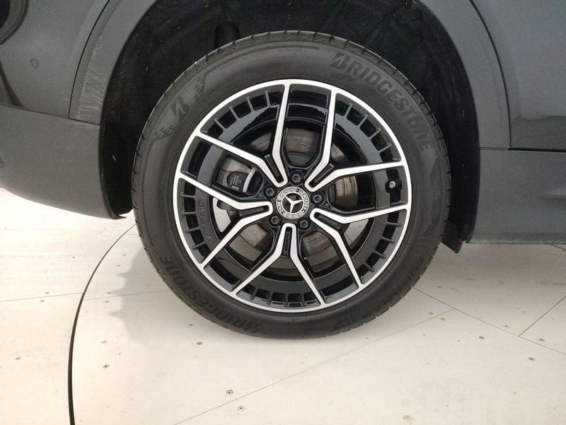 Mercedes-Benz EQB 300 Premium 4matic