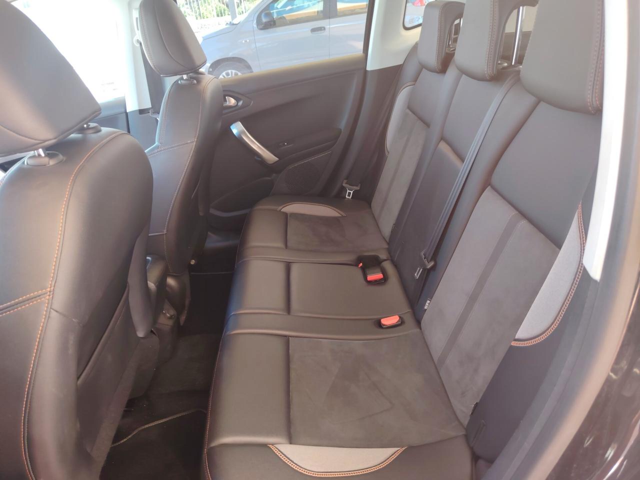 Peugeot 2008 1.6 BlueHDi 120 Crossway FULL OPT + TETTO